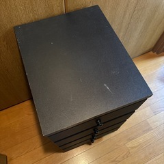 訳あり無料　引き出し　キャビネットの画像