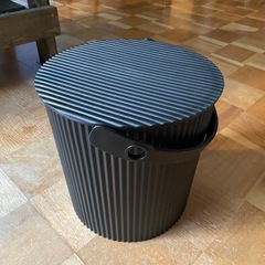 蓋つきバケツ スツール 踏み台にも 黒ブラック