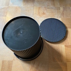 蓋つきバケツ スツール 踏み台にも 黒ブラックの画像