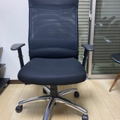 ディレクターチェアー差し上げます
