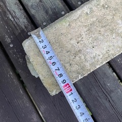 小さいU字溝の画像