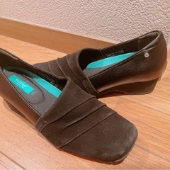 ブリリアント　黒ヒール 22.5の画像