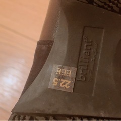 ブリリアント　黒ヒール 22.5の画像