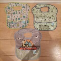 【未使用】お食事エプロン3枚セットの画像