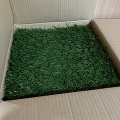 【売】敷くだけ人工芝の画像