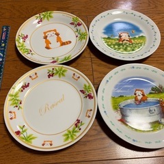 お皿、コップセットの画像