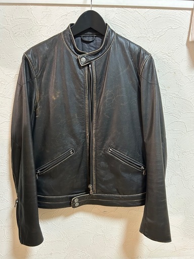 TOMORROW LAND の革ジャンです