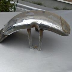 値引き中ホンダ原付バイクのフロントフェンダー？