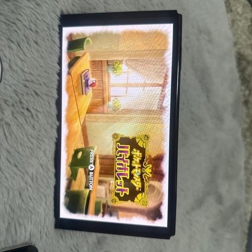 ニンテンドーSwitch 有機ELモデル中古い