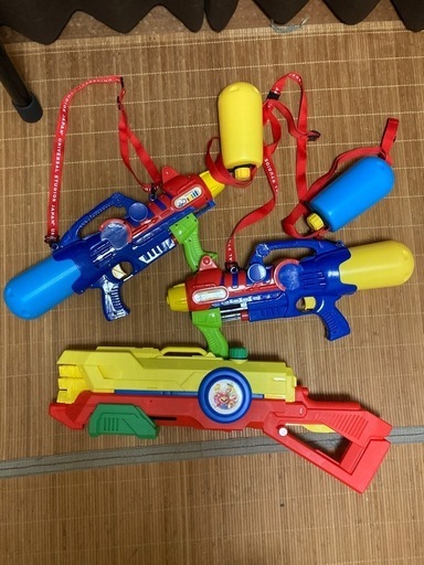 ユニバ水鉄砲3本セット