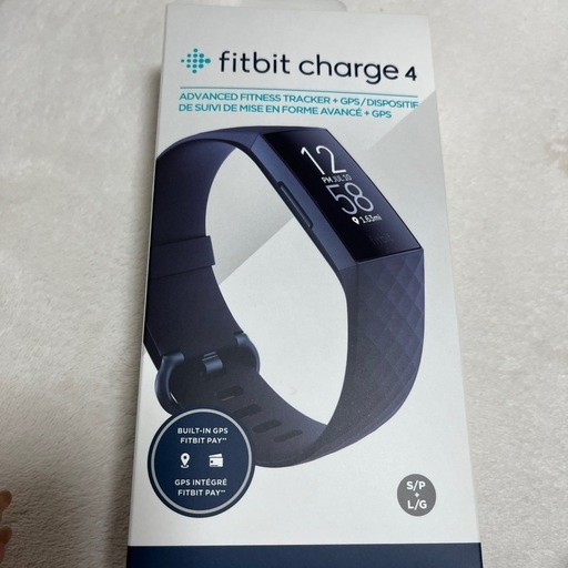 新品未使用、未開封！fitbit charge 4スマートウォッチ