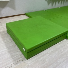 引き渡し者確定　体操 マット 折りたたみ ストレッチマット エクササイズ 筋トレ 子供 プレイマット 鉄棒 リングフィット 運動 ヨガマット スポーツマット 防音 家庭用の画像