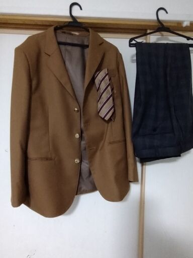 作新高校　制服