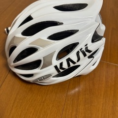 ロードバイクヘルメットカスク