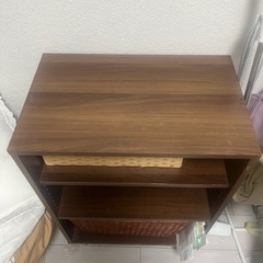 茶色　棚　の画像