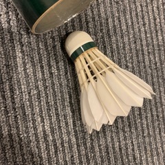 値下げました　バドミントン　シャトル　6つの画像