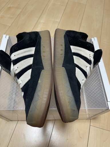 ADIDAS 靴