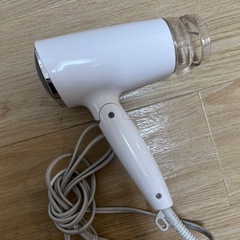 ドライヤーの画像