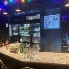 バーひよこ　気ラクで明朗でフレンドリーに楽しめる店！　飲み放題制...