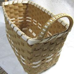 ハンドメイド　クラフトバンド収納かご　雑誌入れなどに　～USED~の画像