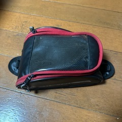 バイク、タンクバックの画像