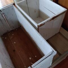 オシャレなりんごの箱　大小２個セット家具 収納家具 キャビネットの画像