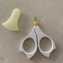 ピジョン　爪切りはさみ✂️の画像
