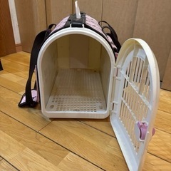 ペット用持ち運びバック　ケースの画像