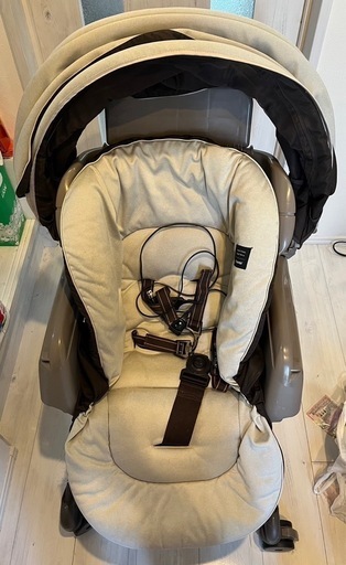 コンビ ホワイトレーベル ネムリラ AUTO SWING BEDi