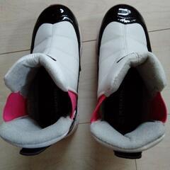 ほぼ新品　21センチショートブーツの画像