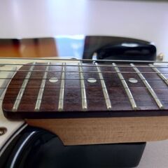 MAVIS タバコサンバーストストラトキャスター＋ギターアンプの画像