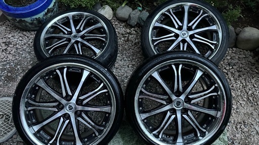 車　ホイール　19インチ