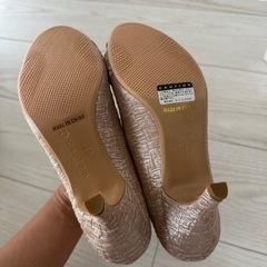 デパート購入 新品 キラキラ　パンプス　22cm の画像