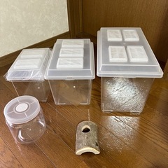 コバエシャッター大、中、小など