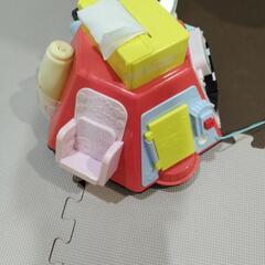 いたずら1歳やりたい放題　赤ちゃん　おもちゃ　の画像