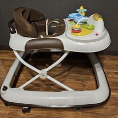 てくてくウォーカー　歩行器　ブラウンの画像