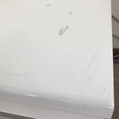 白いテレビ台の画像