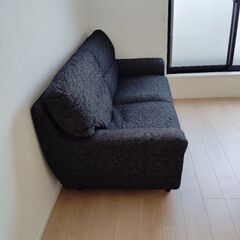 購入者様負担　吊り下げできる方のみ　美品　二人がけソファー　ソファー　の画像