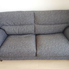 購入者様負担　吊り下げできる方のみ　美品　二人がけソファー　ソファー　の画像