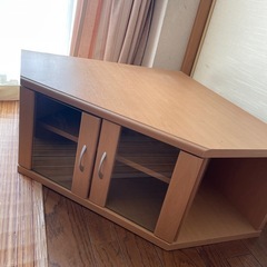 テレビ台　コーナー　