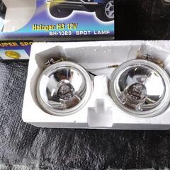 車のフォグランプの画像