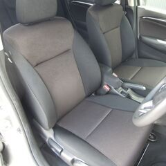 26年 フィットハイブリッド 1.5 Fパッケージ/純正ナビ/フルセグTV/DVD再生/バックカメラ/59,000㎞の画像