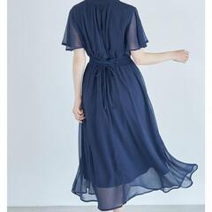ネイビー　りぼん付きプチフリルネック楊柳 シフォンワンピース トッコクローゼットの画像