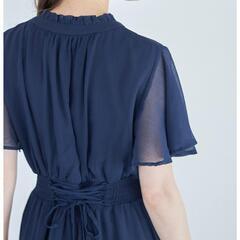 ネイビー　りぼん付きプチフリルネック楊柳 シフォンワンピース トッコクローゼットの画像