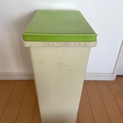 ゴミ箱