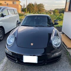 ポルシェ 911（997型　2004年製） カレラ 黒 左ハンドル、MT（マニュアル）　の画像