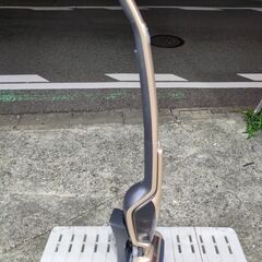 🍎エレクトロラックス コードレス 掃除機 エルゴラピード・リチウム ZB3324Bの画像