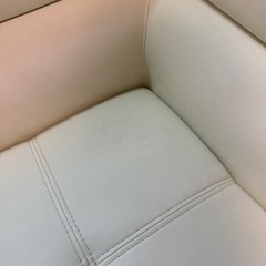 カウチ　ソファーの画像