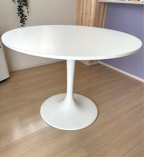 ダイニングテーブル(IKEA DOCKSTA)