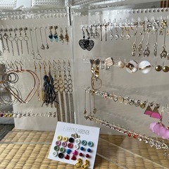 ピアス